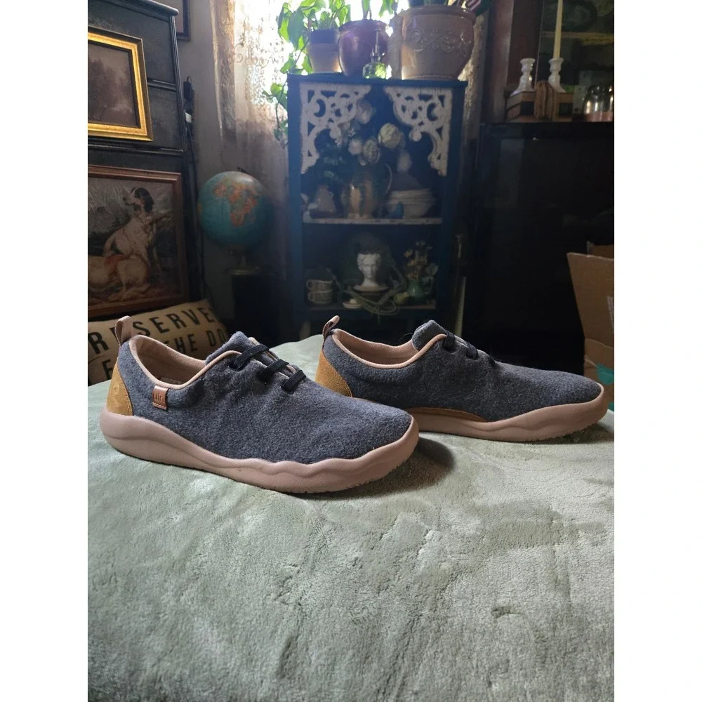 UIN Footwear Grey Wool Travel Loafers Bungee Lace Shoes Mens 10 Womens 11.5